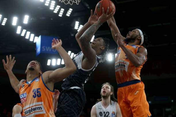 在关键时刻 在关键时刻