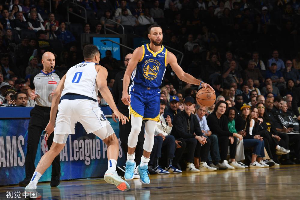 匡琦赵勇大比较：前者更年轻更有激情，带队成绩更好能力更强.